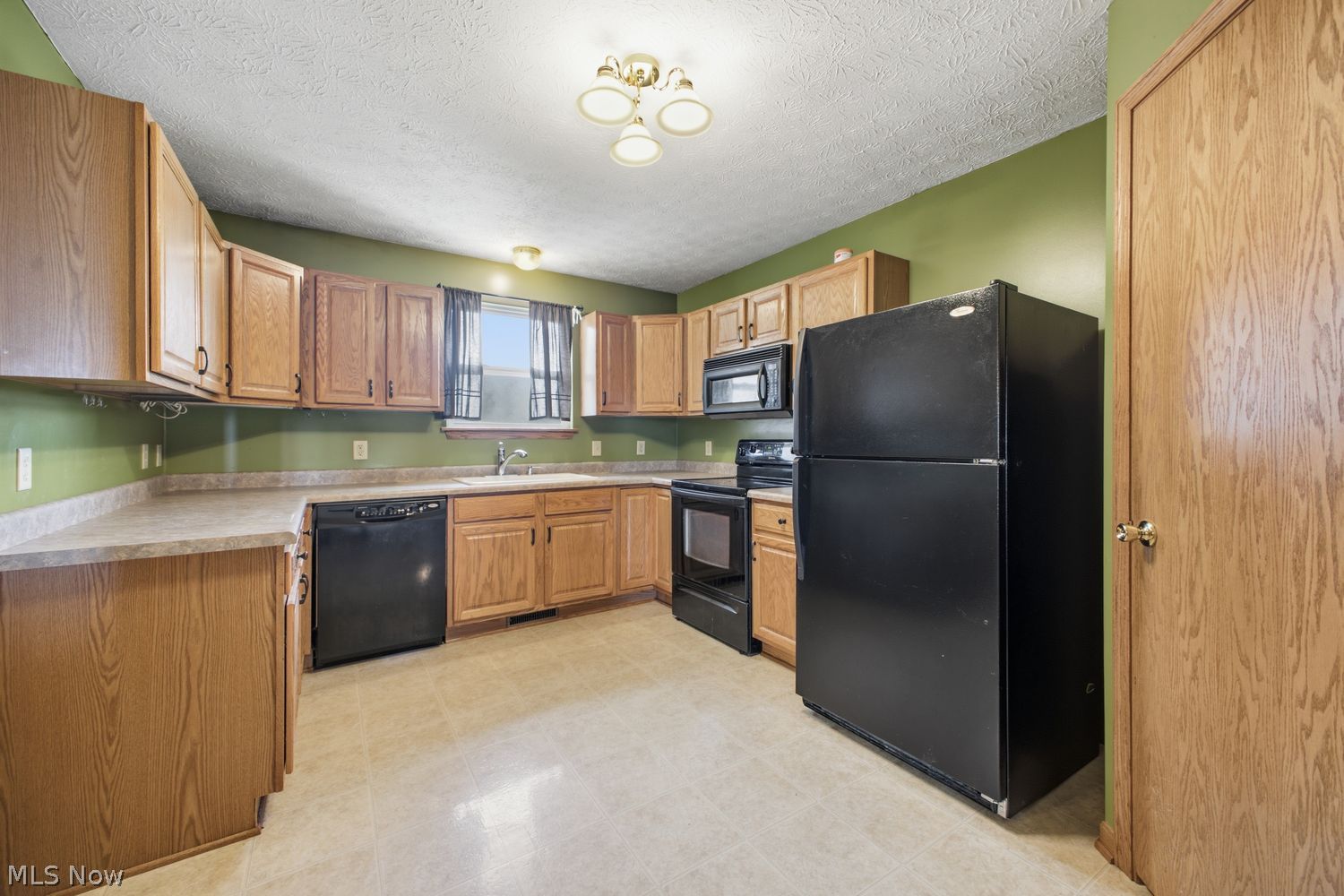 19751 Mcgavern Road Salineville OH 43945
