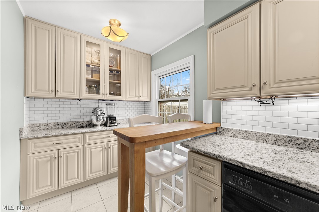 3687 Townley Road Shaker Heights OH 44122