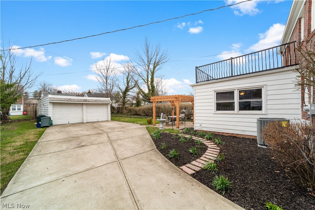 3687 Townley Road Shaker Heights OH 44122