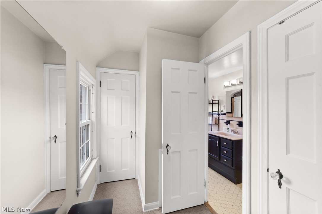 3687 Townley Road Shaker Heights OH 44122