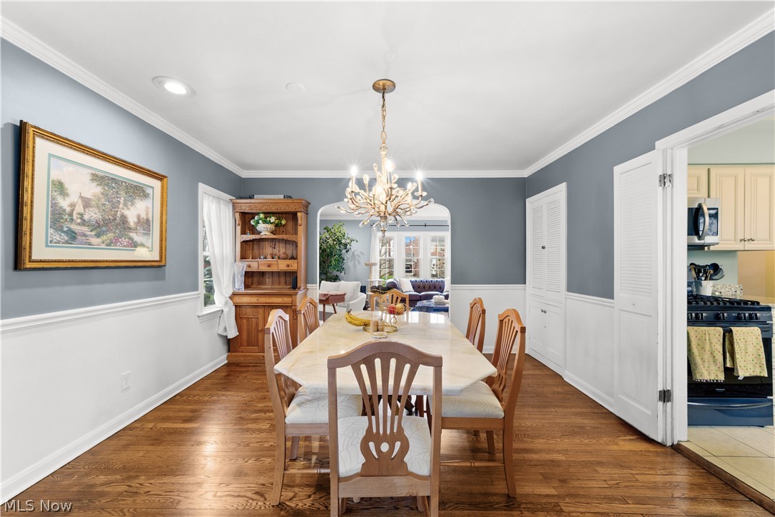 3687 Townley Road Shaker Heights OH 44122