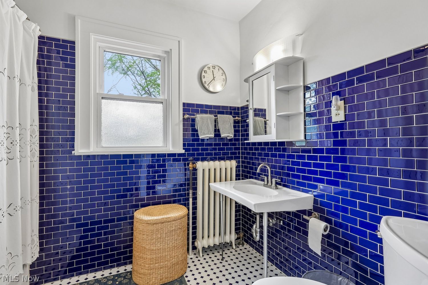 2908 Warrington Road Shaker Heights OH 44120