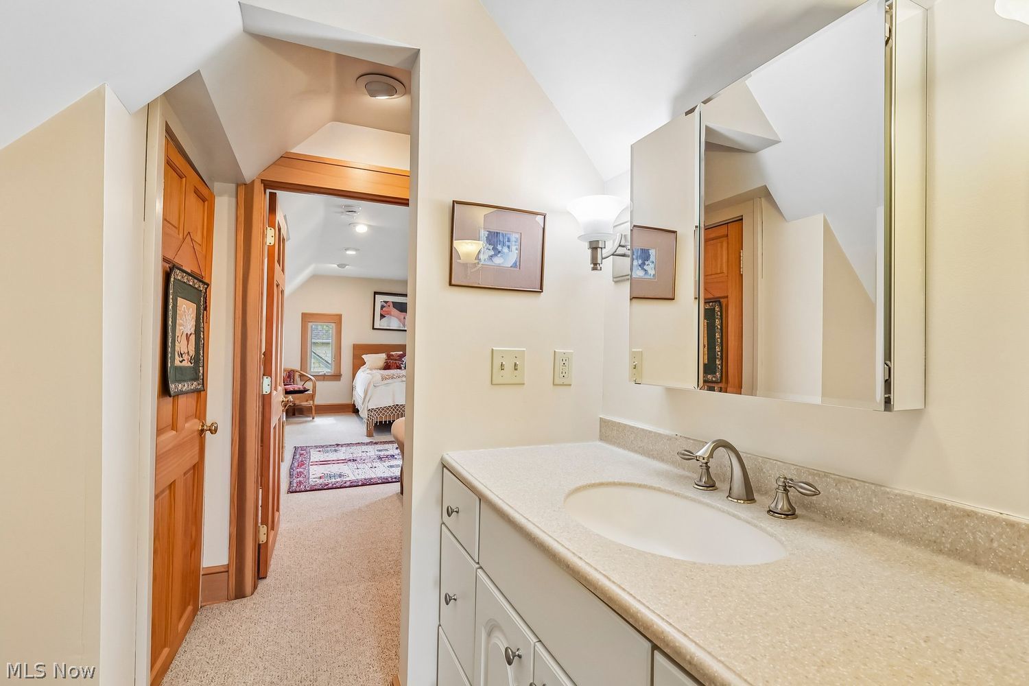 2908 Warrington Road Shaker Heights OH 44120