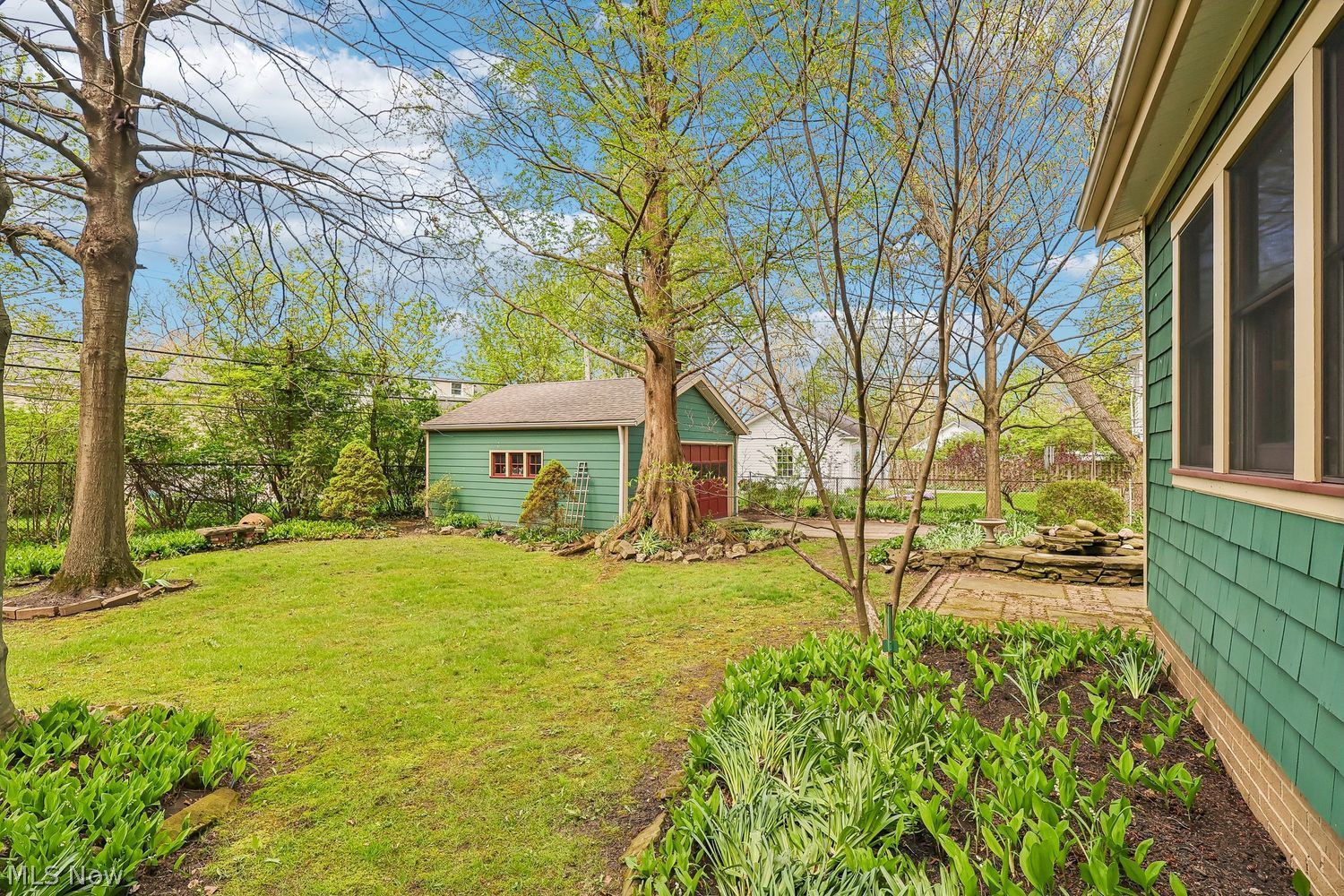 2908 Warrington Road Shaker Heights OH 44120