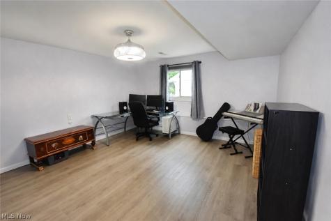 4949 Orchard Drive Brunswick Hills OH 44212