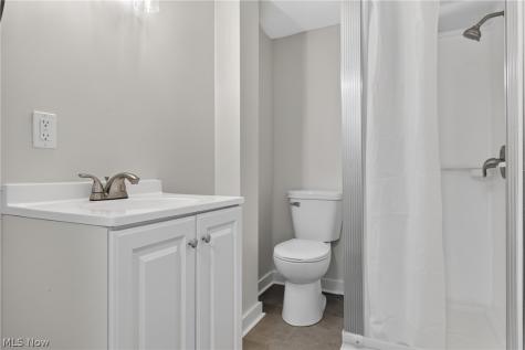 5175 Arch Street Maple Heights OH 44137