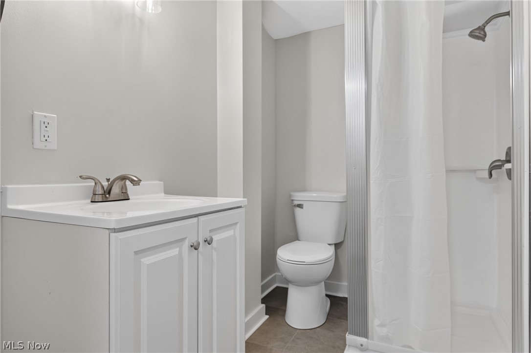 5175 Arch Street Maple Heights OH 44137