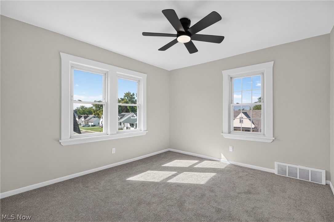 5175 Arch Street Maple Heights OH 44137