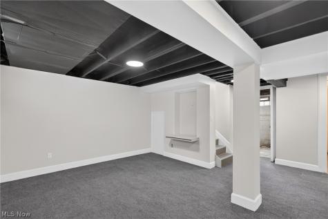 5175 Arch Street Maple Heights OH 44137
