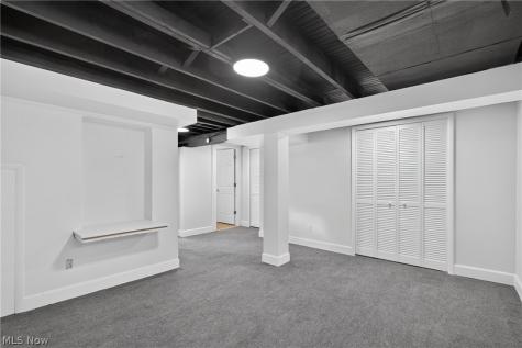 5175 Arch Street Maple Heights OH 44137