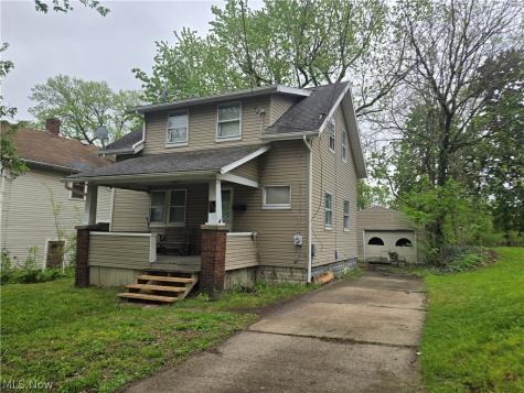 452 Allenford Street Akron OH 44314