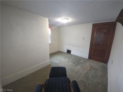 452 Allenford Street Akron OH 44314