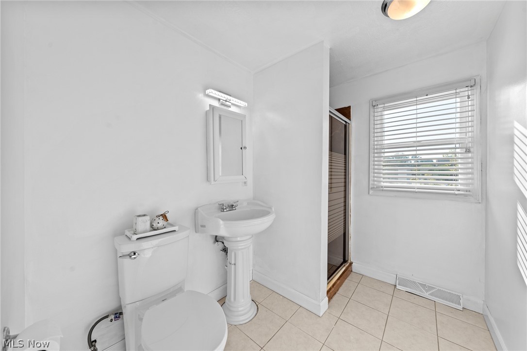 4527 Laurel Road South Euclid OH 44121