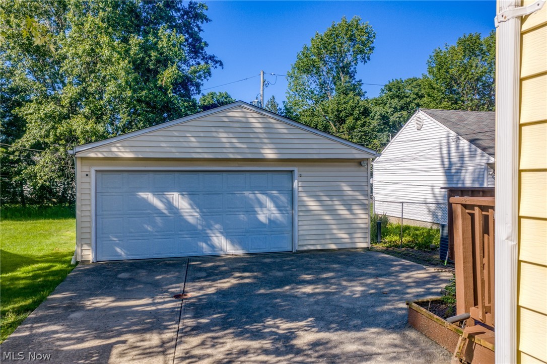 4527 Laurel Road South Euclid OH 44121