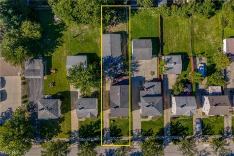 4527 Laurel Road South Euclid OH 44121