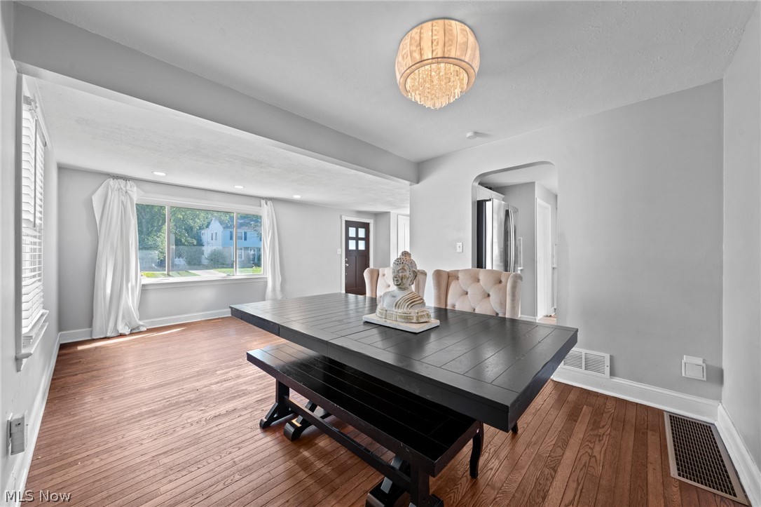 4527 Laurel Road South Euclid OH 44121