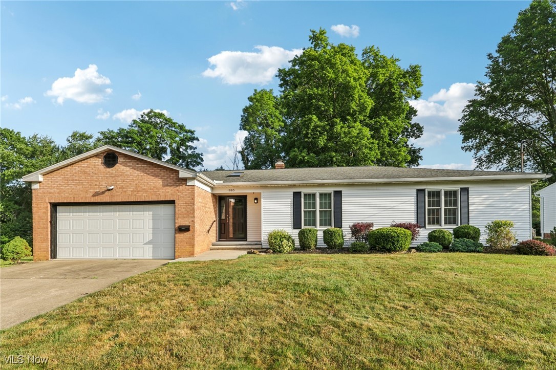 1085 Winhurst Drive Akron OH 44313