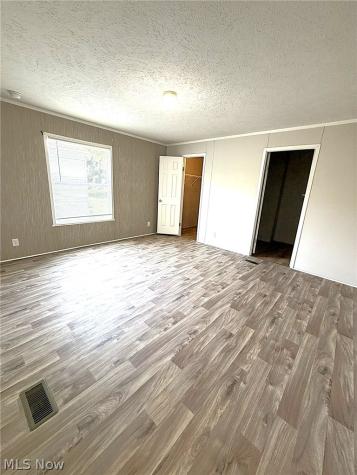 144 Virginia Avenue Elyria OH 44035