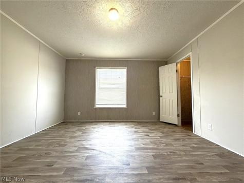144 Virginia Avenue Elyria OH 44035
