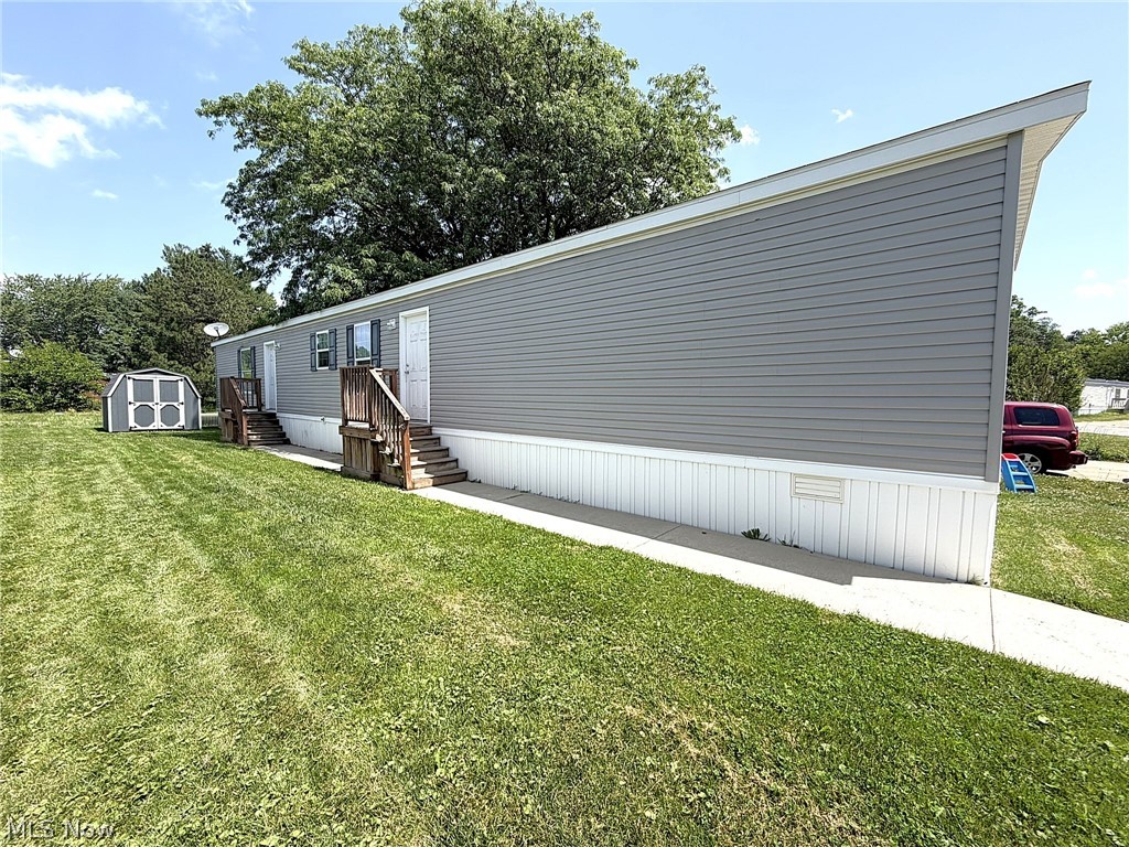 144 Virginia Avenue Elyria OH 44035