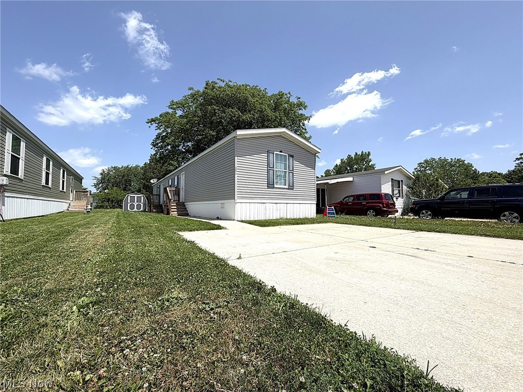 144 Virginia Avenue Elyria OH 44035