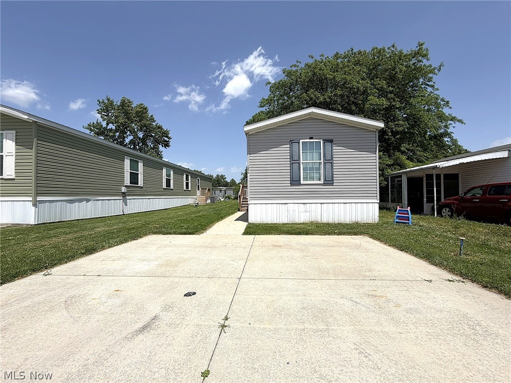 144 Virginia Avenue Elyria OH 44035