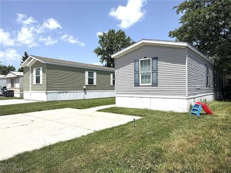 144 Virginia Avenue Elyria OH 44035