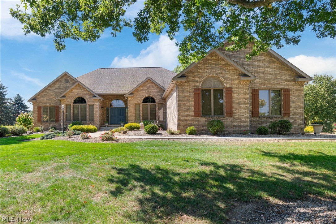 3896 Edison Street NE Hartville OH 44632