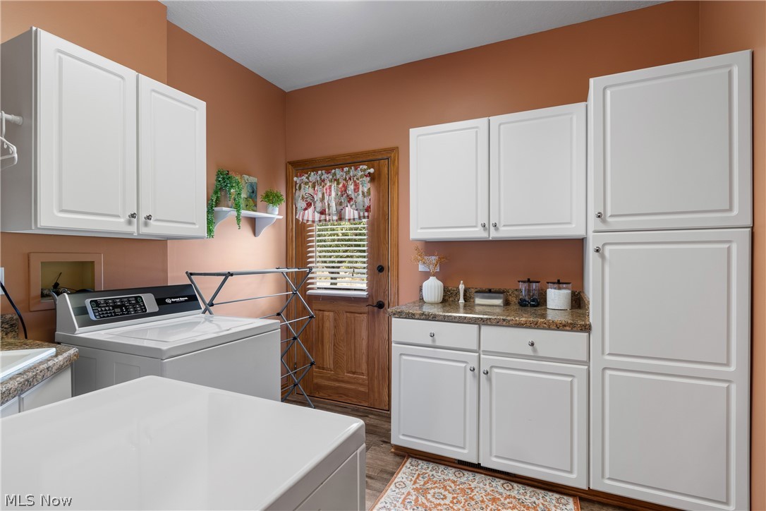 3896 Edison Street NE Hartville OH 44632