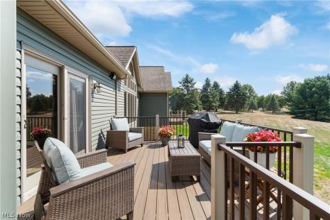 3896 Edison Street NE Hartville OH 44632