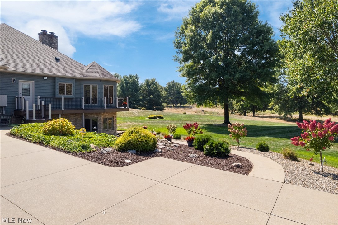 3896 Edison Street NE Hartville OH 44632