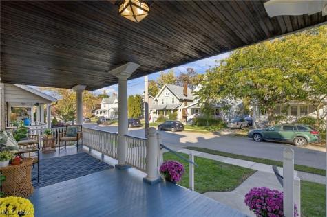 1446 Roycroft Avenue Lakewood OH 44107