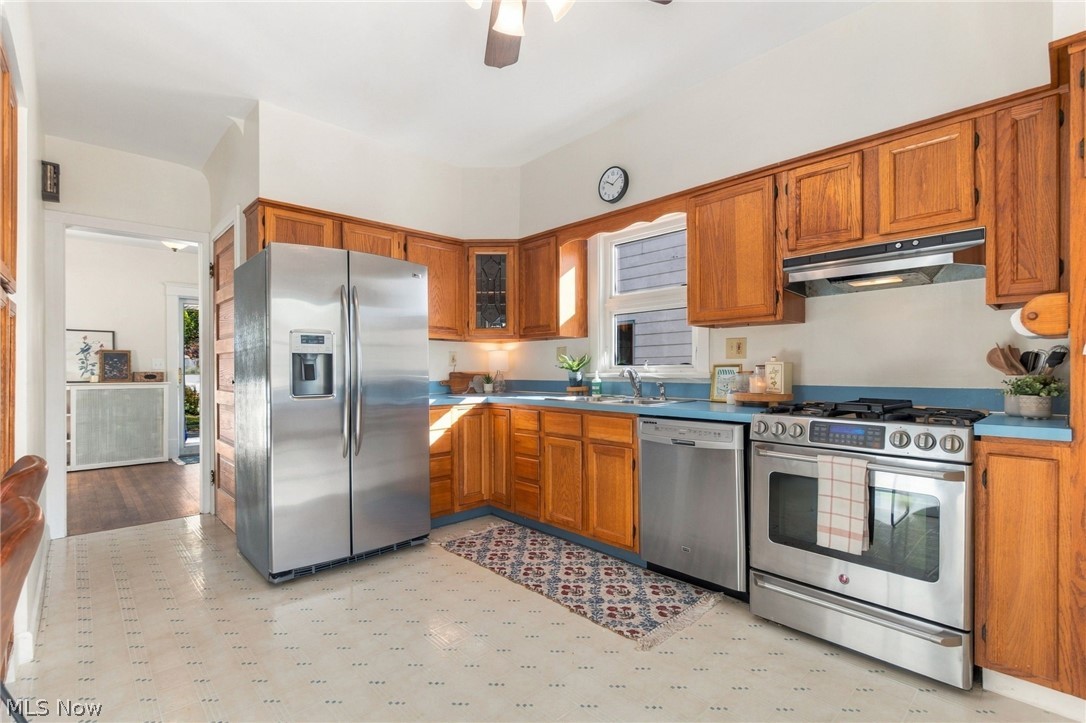 1446 Roycroft Avenue Lakewood OH 44107