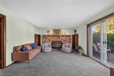 7447 Jimmie Street SW Massillon OH 44646