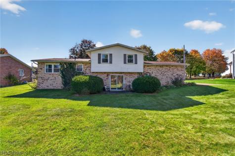 7447 Jimmie Street SW Massillon OH 44646