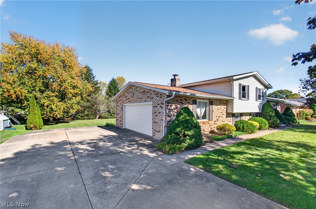 7447 Jimmie Street SW Massillon OH 44646