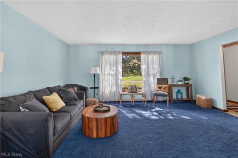 7447 Jimmie Street SW Massillon OH 44646