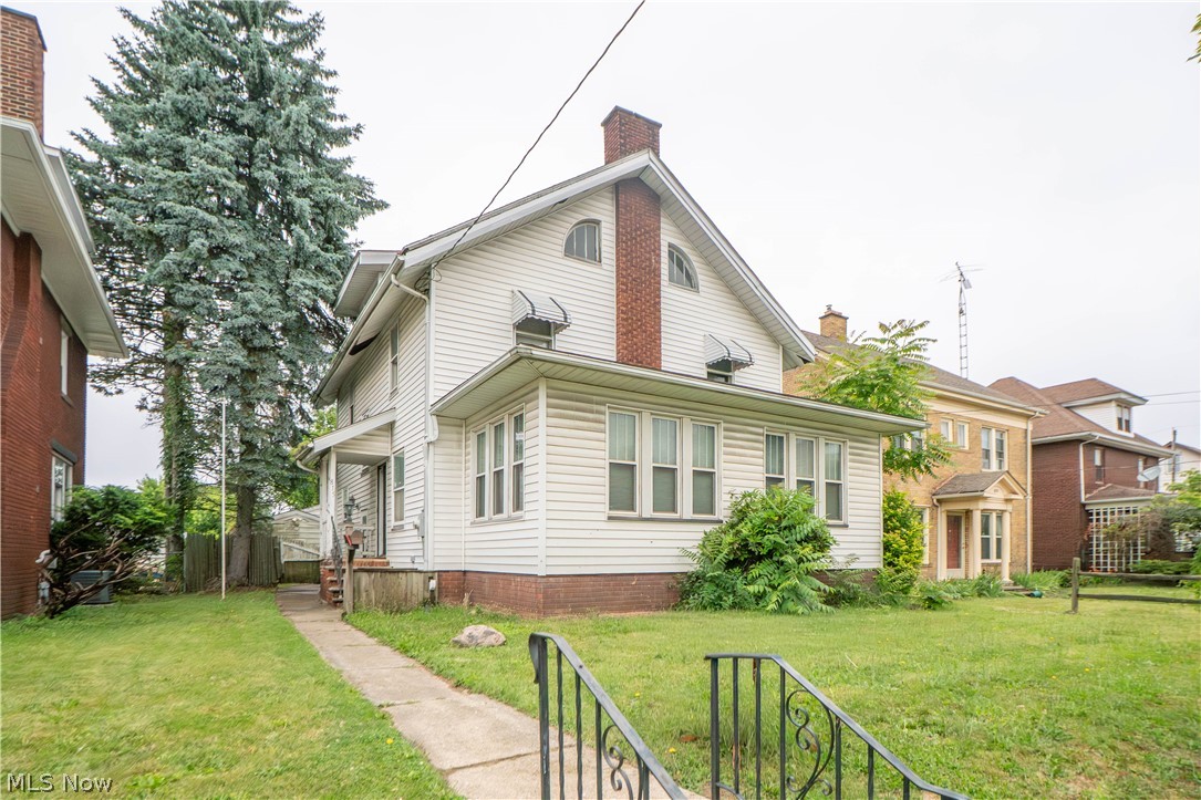 815 Broad Avenue NW Canton OH 44708