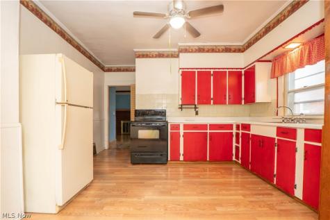 815 Broad Avenue NW Canton OH 44708