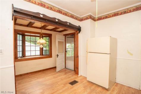 815 Broad Avenue NW Canton OH 44708