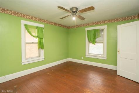 815 Broad Avenue NW Canton OH 44708