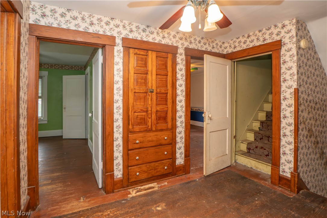 815 Broad Avenue NW Canton OH 44708