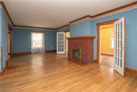 815 Broad Avenue NW Canton OH 44708