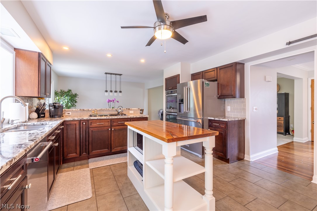 18510 Heritage Trail Strongsville OH 44136