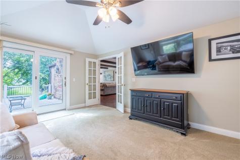 18510 Heritage Trail Strongsville OH 44136