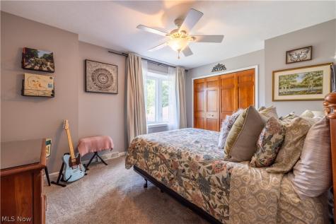 18510 Heritage Trail Strongsville OH 44136