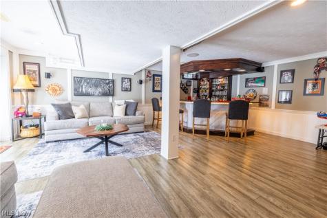 18510 Heritage Trail Strongsville OH 44136