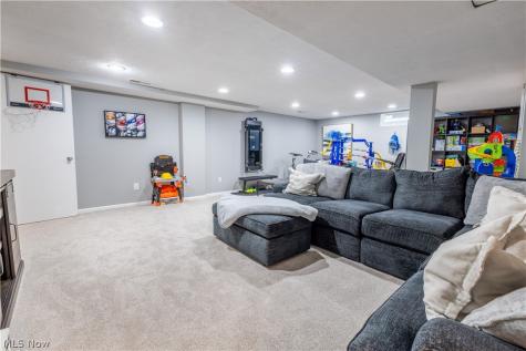 18510 Heritage Trail Strongsville OH 44136
