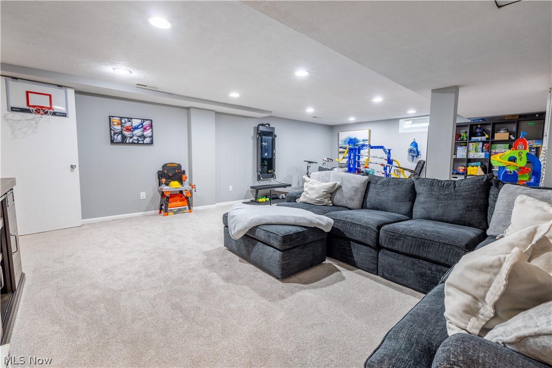 18510 Heritage Trail Strongsville OH 44136