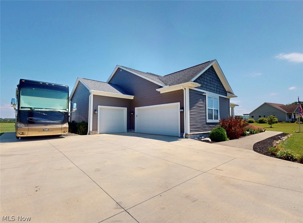 13605 Carrington Drive Grafton OH 44044